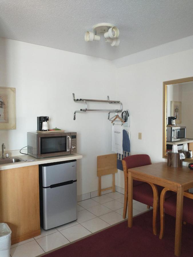 Sauk River Inn & Suites, A Travelodge By Wyndham Sauk Centre Esterno foto