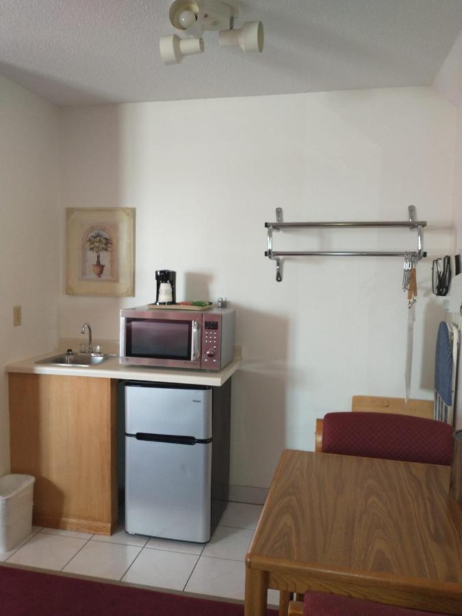 Sauk River Inn & Suites, A Travelodge By Wyndham Sauk Centre Esterno foto