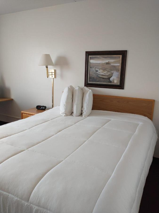 Sauk River Inn & Suites, A Travelodge By Wyndham Sauk Centre Esterno foto