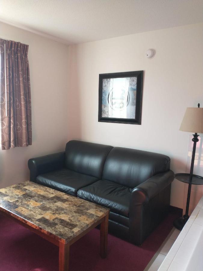 Sauk River Inn & Suites, A Travelodge By Wyndham Sauk Centre Esterno foto