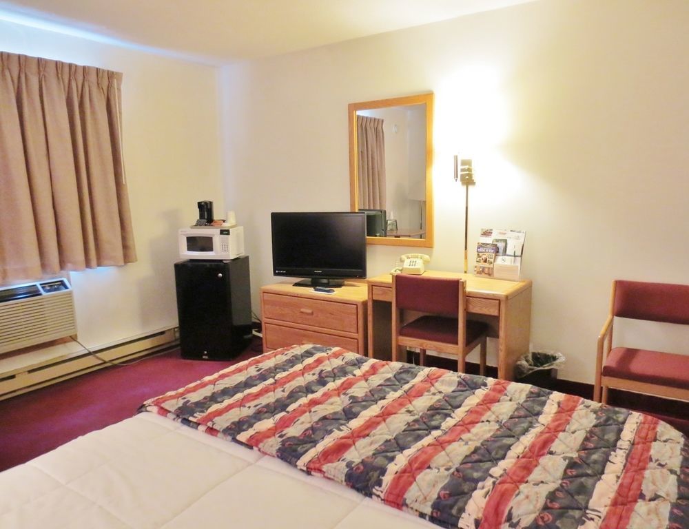 Sauk River Inn & Suites, A Travelodge By Wyndham Sauk Centre Esterno foto
