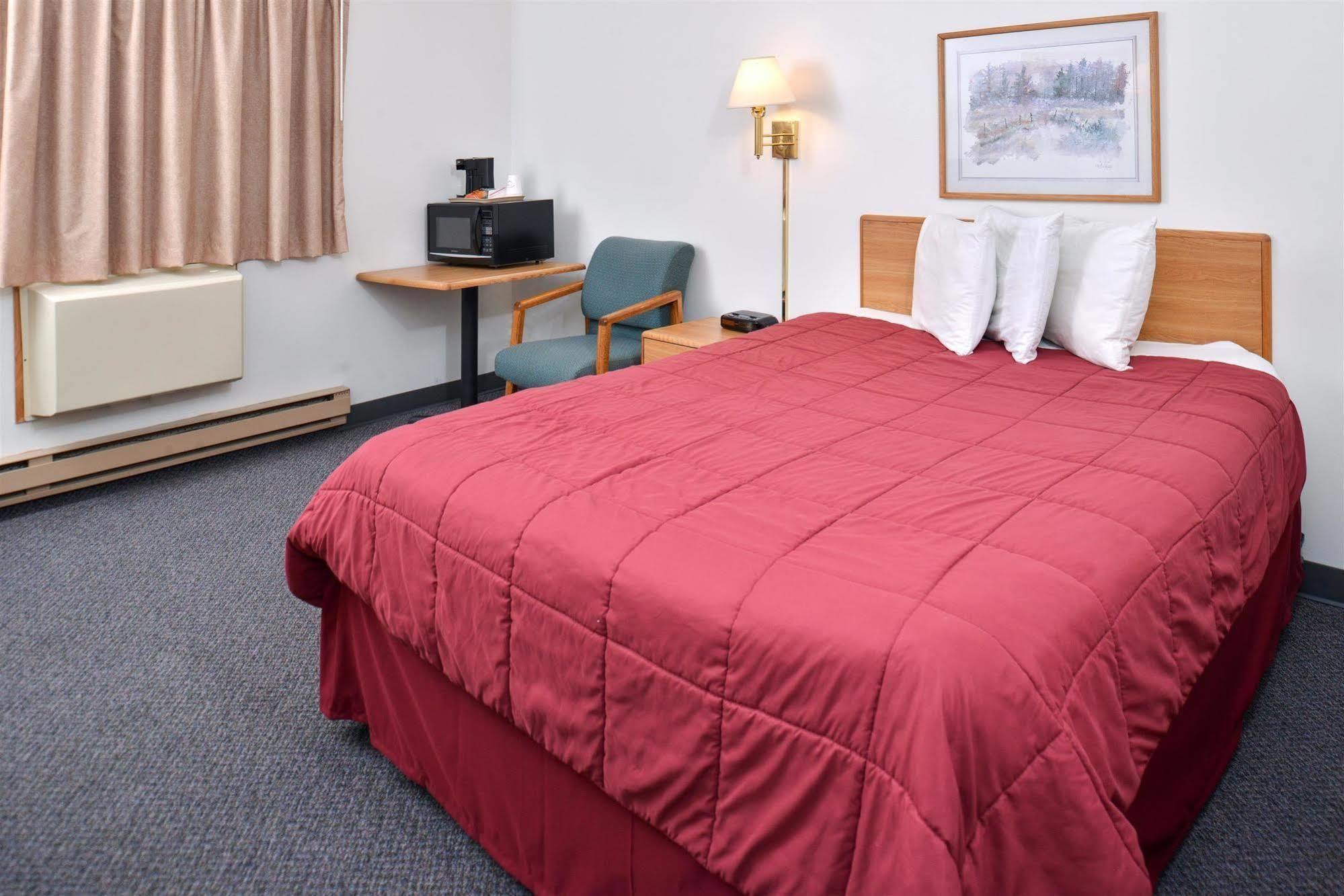 Sauk River Inn & Suites, A Travelodge By Wyndham Sauk Centre Esterno foto