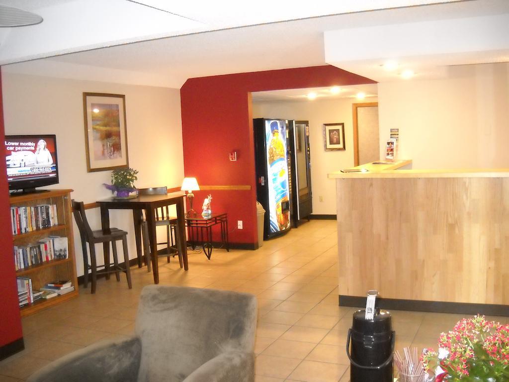 Sauk River Inn & Suites, A Travelodge By Wyndham Sauk Centre Esterno foto