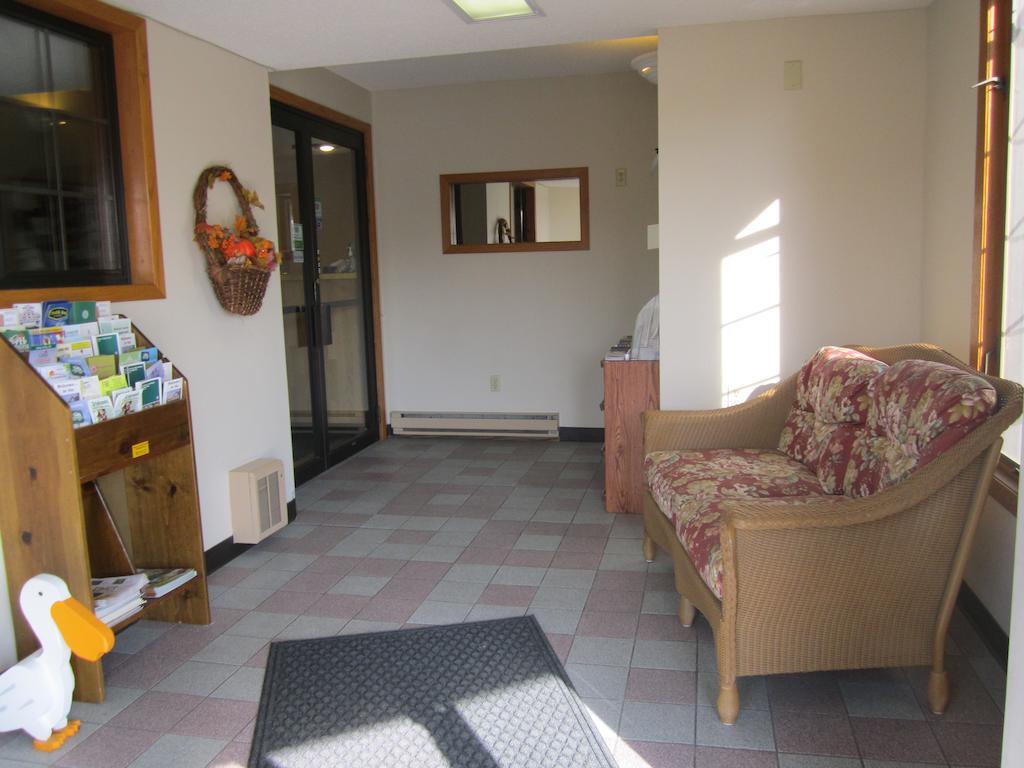 Sauk River Inn & Suites, A Travelodge By Wyndham Sauk Centre Esterno foto