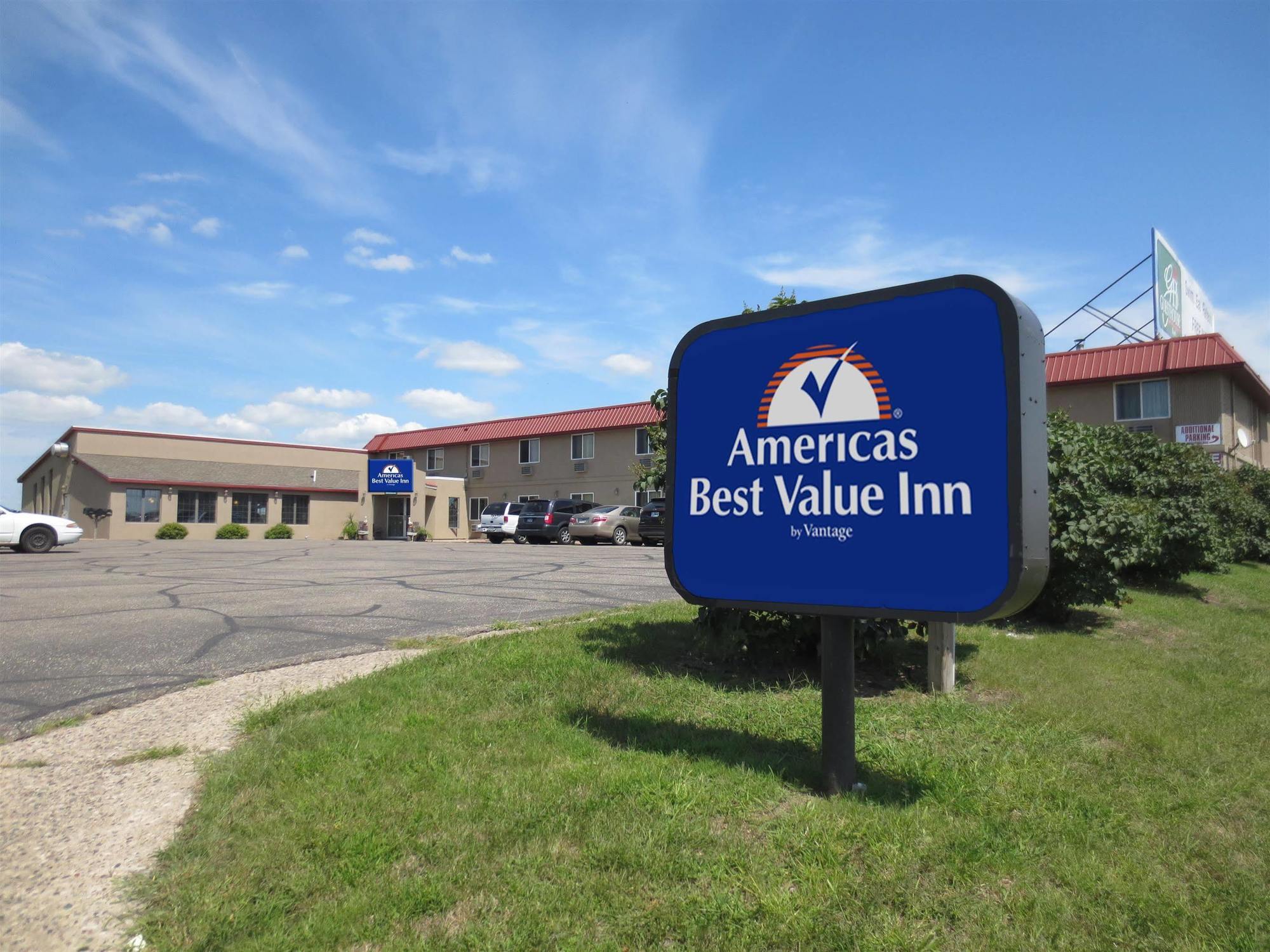 Sauk River Inn & Suites, A Travelodge By Wyndham Sauk Centre Esterno foto